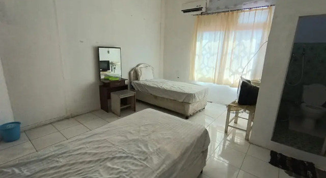 Hotel O Azeela Kost Syariah, Book Hotel Banjarmasin 