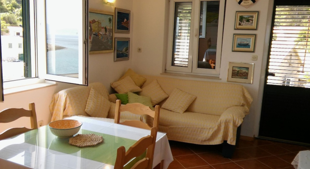 Apartment Nikola, Varaa Huoneisto Hotellit Split-Dalmatia pysäköinnillä, Pysäköinti