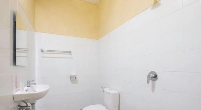 Deluxe Zimmer Super OYO 1568 Stasiun Ka Cirebon Guest House