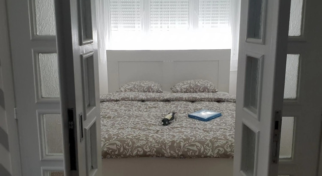 Apartment Nikola Tesla, Buchen Sie Ferienwohnung Novi Beograd 