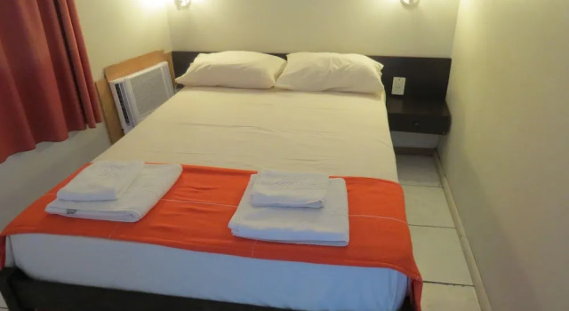 Трёхместные апартаменты с балконом и с частичным видом на море Residencial Vila do Sol, Apartamentos com pé na areia