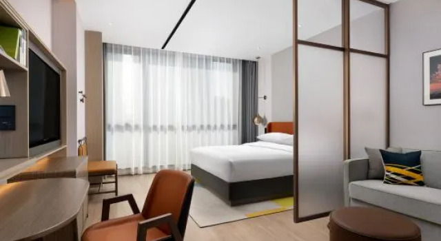 Люкс Deluxe Home2 Suites by Hilton Taizhou Wenling