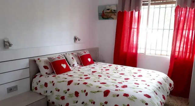 House With 3 Bedrooms in Alcanar, With Enclosed Garden and Wifi Near the Beach, Забронировать Отель Альканар Дельта Эбро
