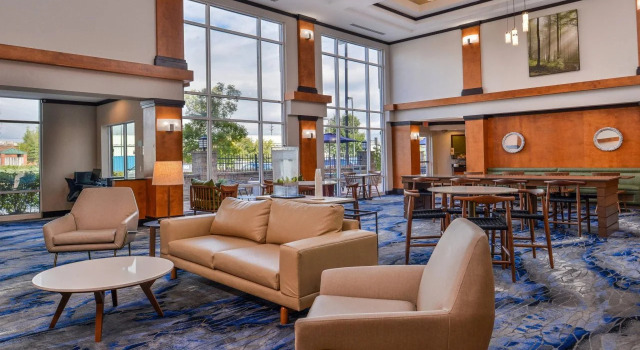 Fairfield Inn and Suites by Marriott Birmingham Pelham/I-65, Book Hotel Hoteller i Pelham med pool, Swimmingpool