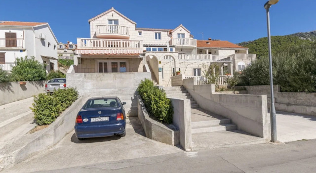 Apartments Jerka, Prenota Appartamento Bol 