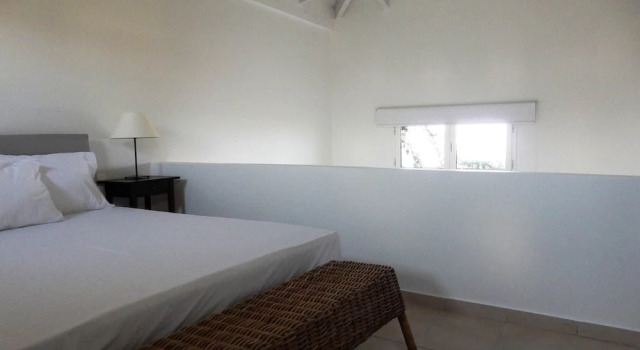 Wonderful Beach Front Villa Perfect for up to 6 People, Забронировать Вилла Виллы Монемвасия, Вилла