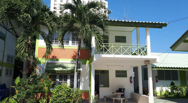 Sukhothai Bungalow, Rezervovat Hotel Hotely v Petchaburi s parkováním, Parkování
