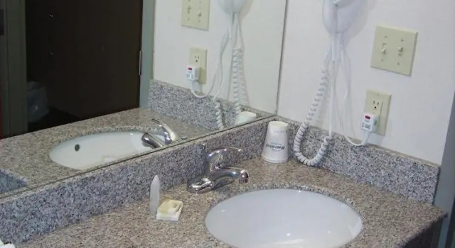 Номер Standard Parry Sound Inn & Suites