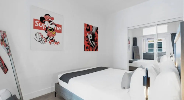 Апартаменты Superior с видом на город LiV MTL Downtown Montreal Spacious Suites