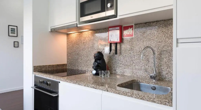 Апартаменты Apartment Boavista Roundabout by Sweet Porto