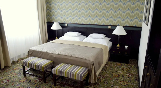 Luxo Casal quarto Golden Tulip Savoy Hotel Prague