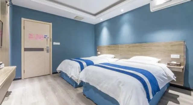 Люкс Ganzhou Yuexiang Life Theme Hotel (Nanmenkou Yuwanli Branch)