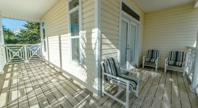 Бунгало Brzee Bungalow