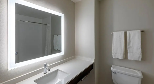 Шестиместный люкс Holiday Inn Express Minden by IHG