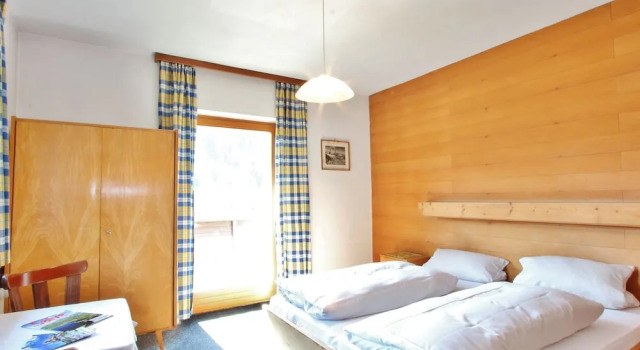 Spacious Holiday Home with Garden near Ski Area in Tyrol, Забронировать Отель Отели Тироля 3 звезды, 3*
