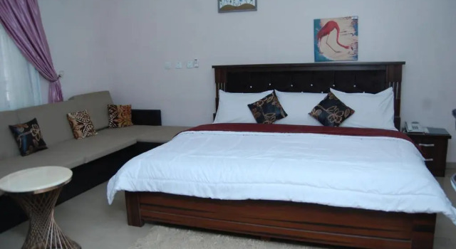 Люкс Superior Health Plaza Abuja
