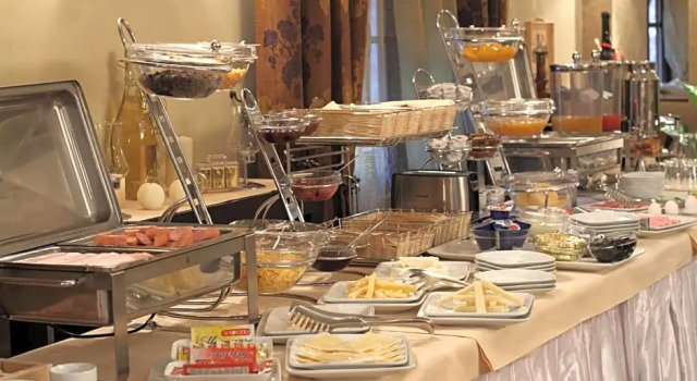 Номер Standard MonarC Hotel