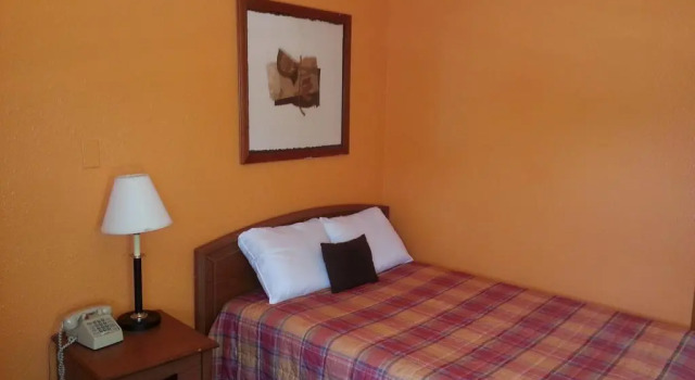 Midtown Inn, Prenota Hotel Springfield Indiana