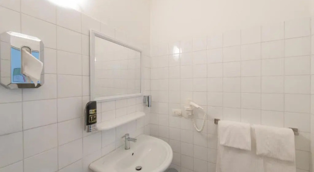 Трёхместный номер Standard с балконом Hotel Primo