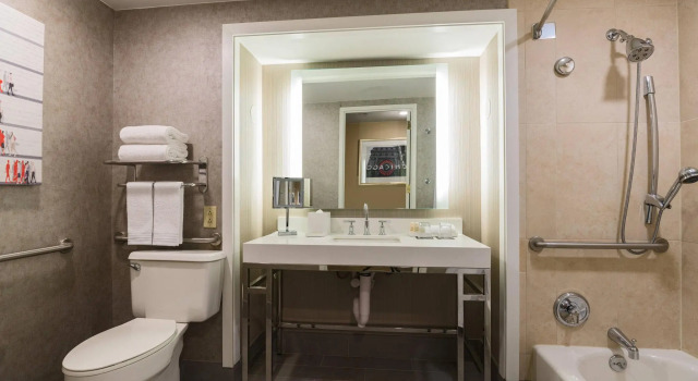 Двухместный номер Standard Renaissance Chicago Downtown Hotel