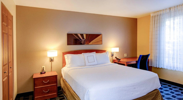 Люкс с 2 комнатами TownePlace Suites Colorado Springs