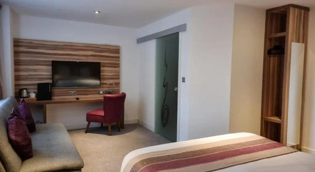 Семейный номер Standard Escape Hotel