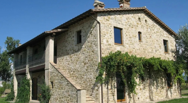 Pleasant Apartment in Santa Maria Degli Angeli With Pool, Réserver Appartement Assise Ombrie