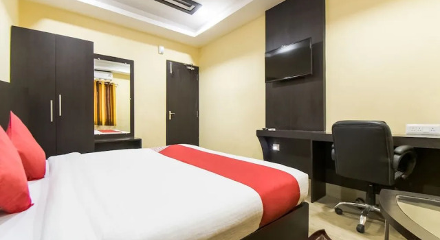 OYO 33503 Hotel Holiday international, Rezervovat Hotel Purnia Bihar