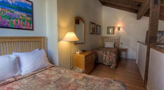 Bear Lake Hideaway by Lake Tahoe Accommodations, Забронировать Апартаменты/квартира Апартаменты Саут-Лейк-Тахо, рядом с Bijou Golf Course, Апартаменты/квартира