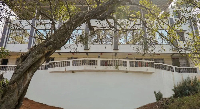 OYO 13902 Orient Bay Inn