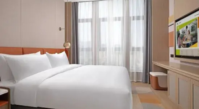 Deluxe Suite Suites By Hilton