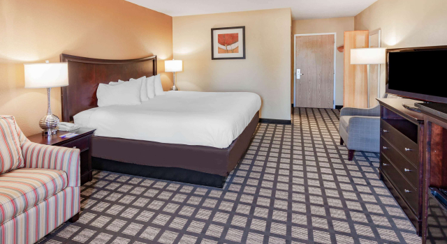 Americas Best Value University Inn, Rezerwuj Hotel Hotele w Illinois z basenem, Basen