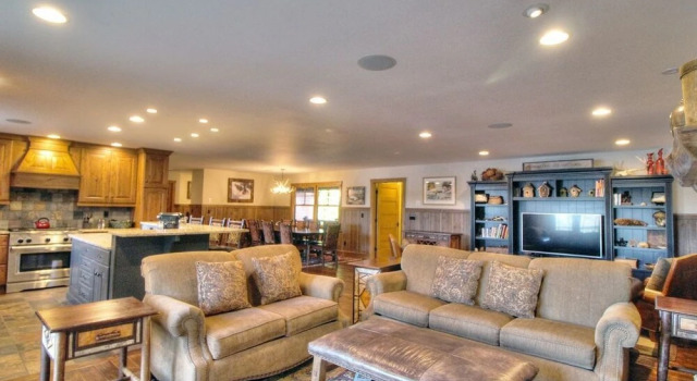 Camp Eastwood, Boek Hotel Lake Placid 