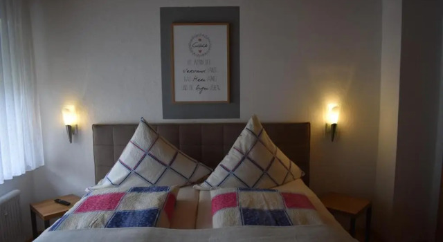 Gästehaus Lehr, Rezervați Hotel Kinding Altmühltal