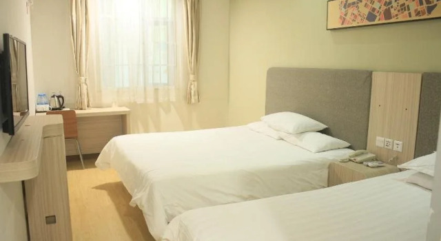 Hanting Express Guangzhou Changlong North