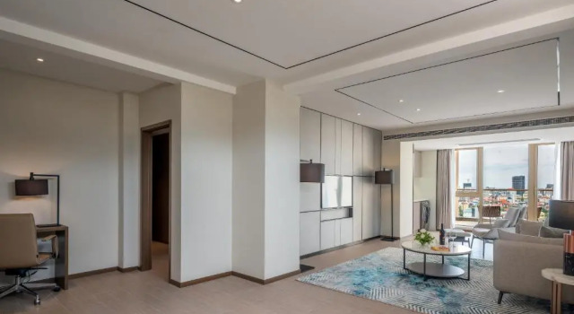 Номер Standard Oakwood Premier Phnom Penh