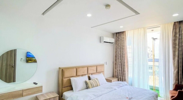 Luxurious 2-Bedroom Apartment in Lagos with City View, Забронировать Апартаменты/квартира Отели Лагоса с бассейном, рядом с Red Door Gallery, Бассейн