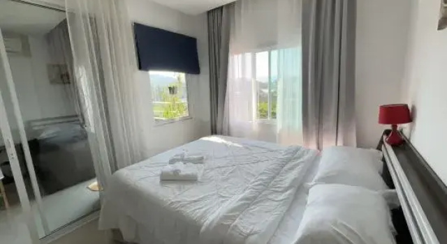 phuket Naka Condon Kitty 52