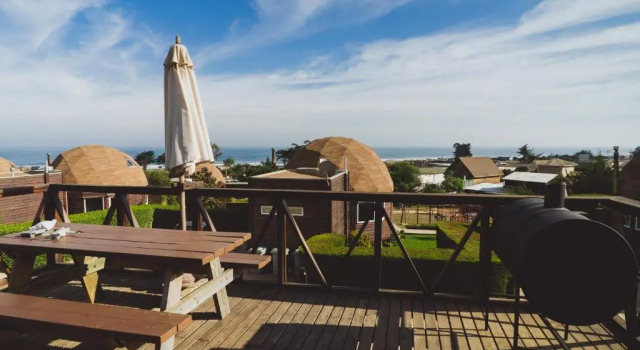 Бунгало Deluxe Pichilemu Domos