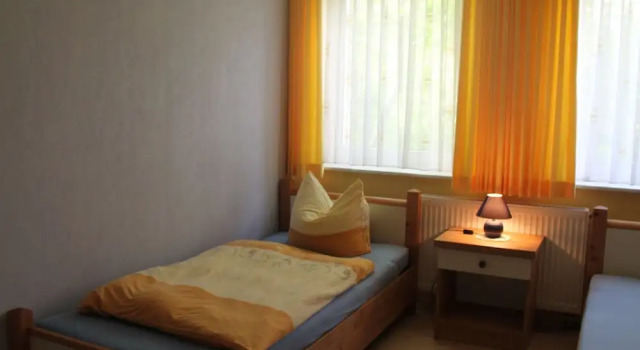 Charmante Ferienwohnung mit Garten in Wiek