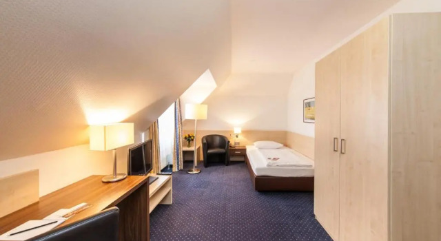 Одноместный номер Economy Garner Hotel Cologne Porz - Airport by IHG