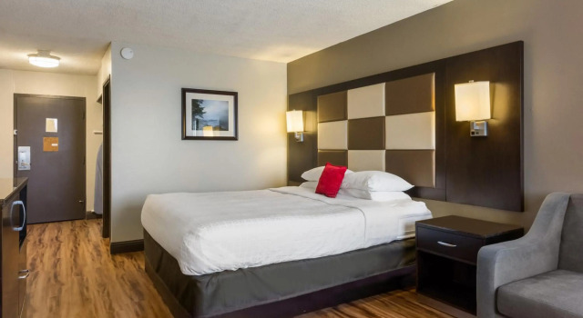 Red Lion Hotel Monterey, Забронировать Отель Отели Монтерей 3 звезды, рядом с Парк "Деннис мучитель", 3*