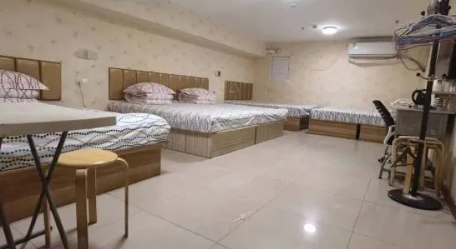 Кровать в общем номере (мужской номер) YTbowenlvshe