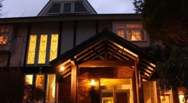 森のうた Morinouta Forest Stay in Nikko, Забронировать Отель Отели Никко с парковкой, Парковка