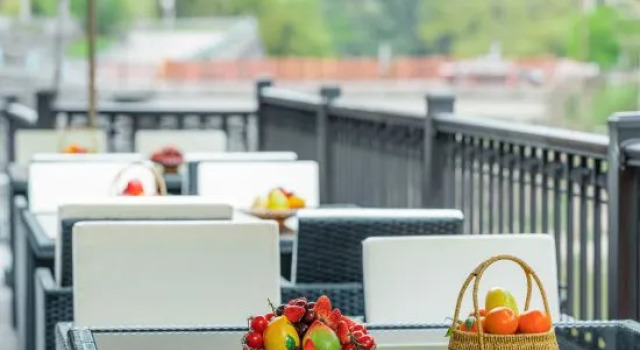 Bamboo Homestay, Prenota Hotel Hotel a Huzhou con piscina, Piscina