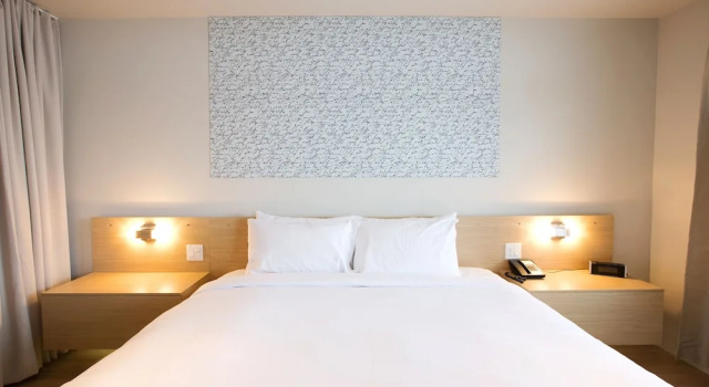 Hotel du Lac Champlain, an Ascend Collection Hotel