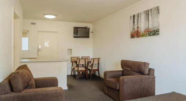 Семейный люкс с балконом Canning Bridge Auto Lodge