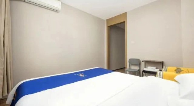 Люкс Super 8 Collection Hotel