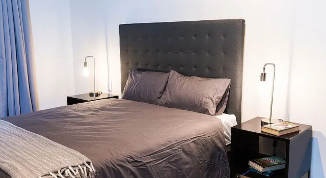 Апартаменты Deluxe с 2 комнатами с балконом и с видом на город The Lineal Luxury Apartments