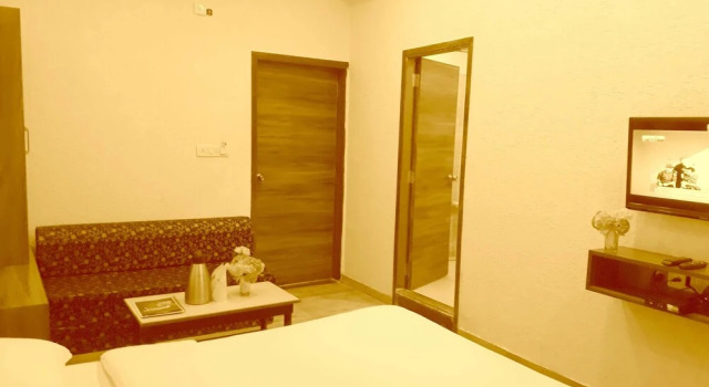 Manwar Garden Resort Mount Abu, Book Ferieresort Hoteller i Rajasthan med morgenmad, Morgenmad